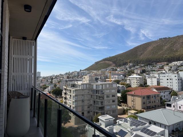 To Let 2 Bedroom Property for Rent in Sea Point Western Cape
